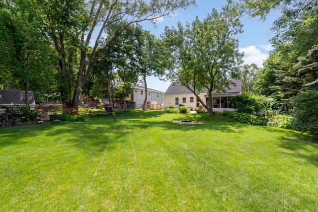1257 Brandywine Circle, Batavia, IL 60510