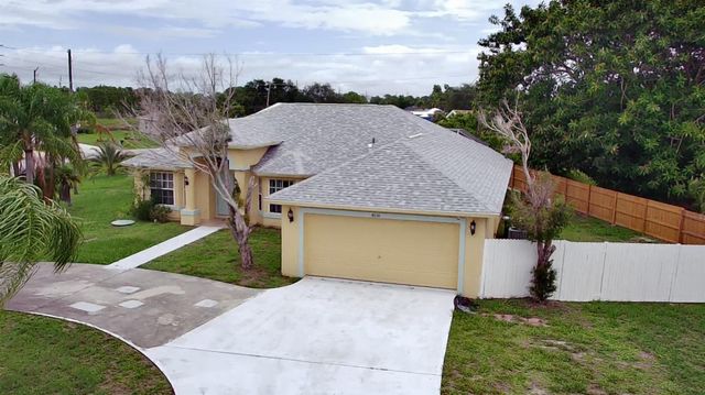4630 NW Bighorn Avenue, Port St Lucie, FL 34983