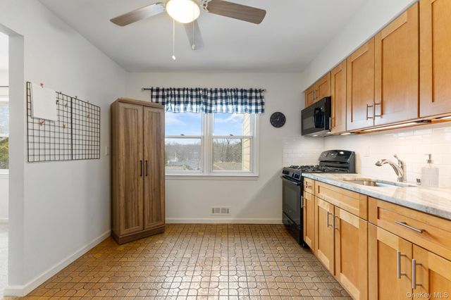 219 Old Mamaroneck Road, White Plains, NY 10605