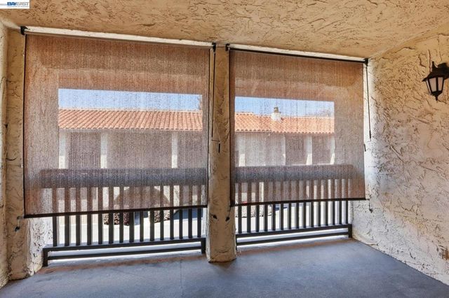 410 Puerto Pl, Hayward, CA 94541