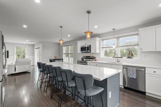 15 Spadina Avenue, Warwick, RI 02889