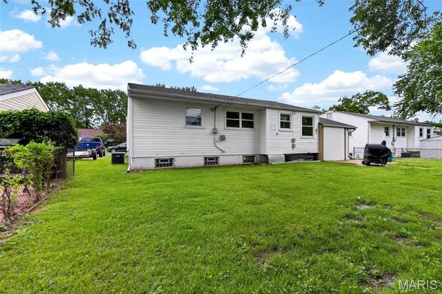 730 Babler Drive, Florissant, MO 63031