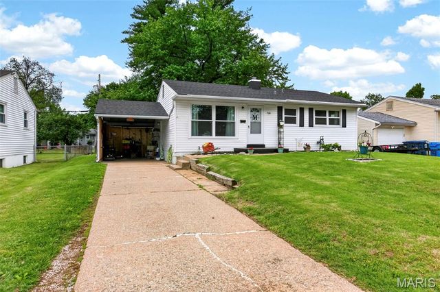 730 Babler Drive, Florissant, MO 63031
