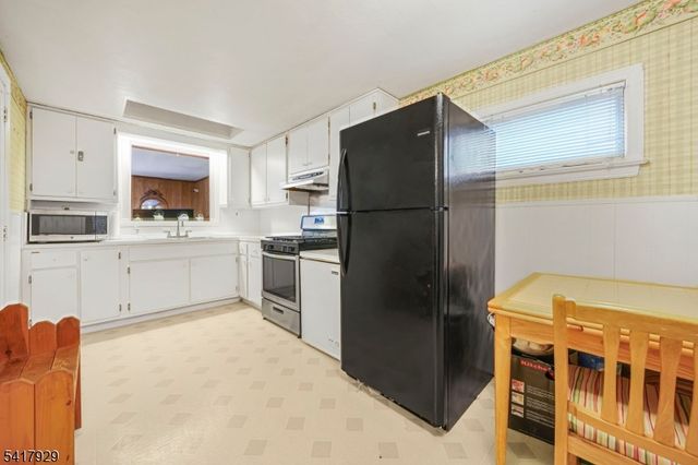 247 Cranford Ave, Cranford Twp., NJ 07016