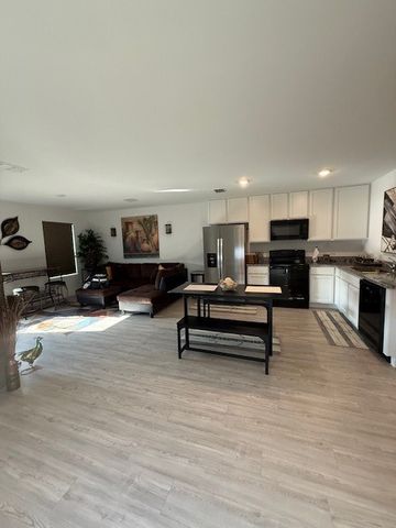 6825 Sunbeam Circle, Princeton, TX 75407