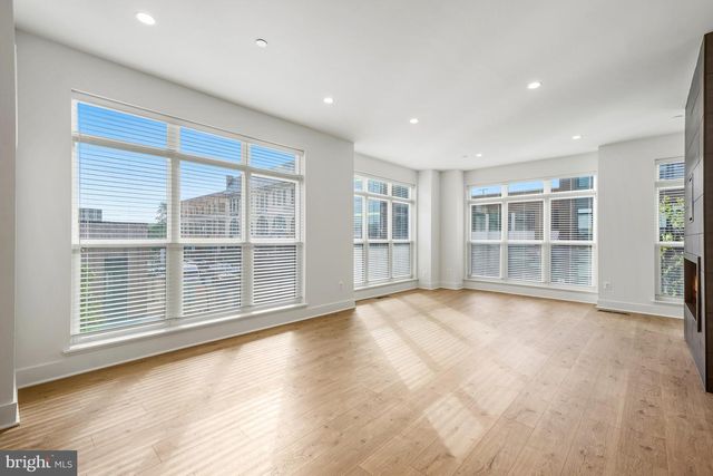 5331 ZENITH OLOOK, Bethesda, MD 20816