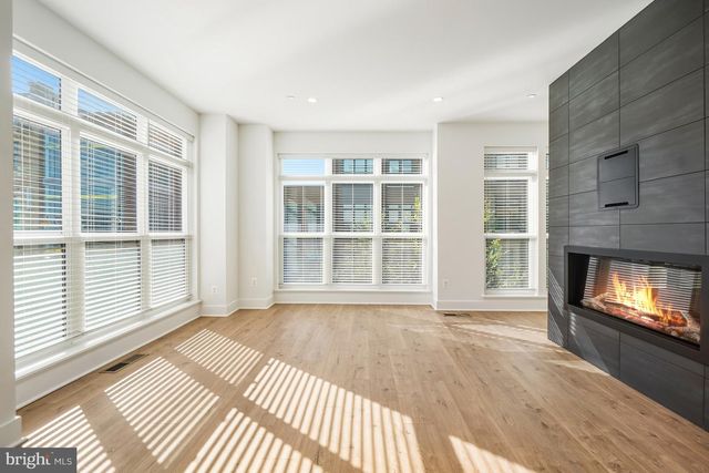 5331 ZENITH OLOOK, Bethesda, MD 20816