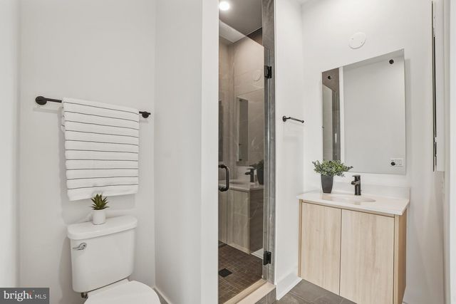 5331 ZENITH OLOOK, Bethesda, MD 20816