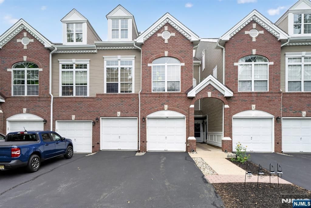120 Carter Road, Wanaque, NJ 07420