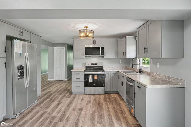 2127 E Wilson Road, Thetford Twp, MI 48420