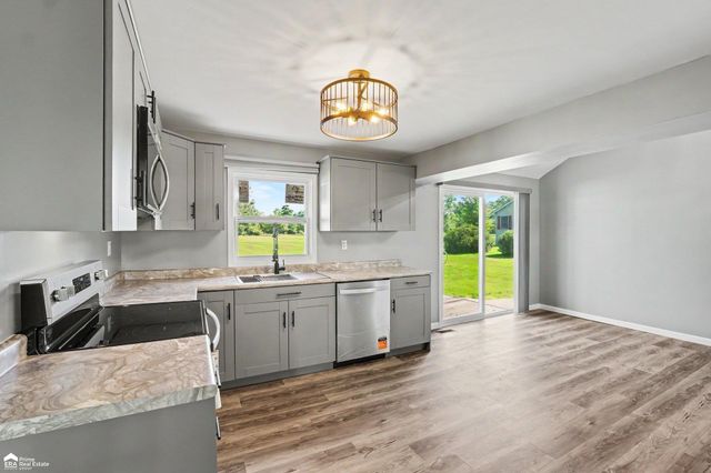 2127 E Wilson Road, Thetford Twp, MI 48420
