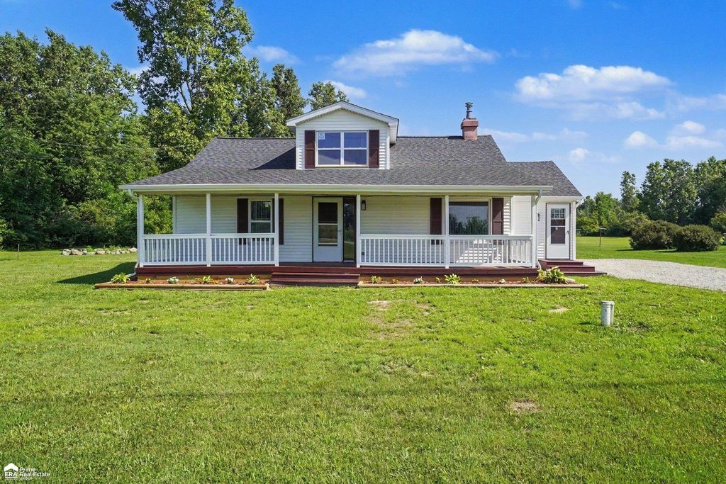 2127 E Wilson Road, Thetford Twp, MI 48420