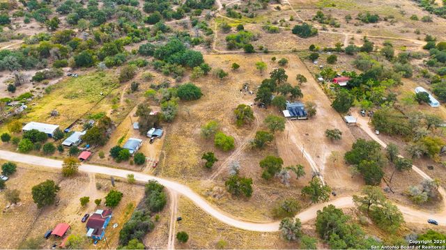 225 marthas, Somerset, TX 78069