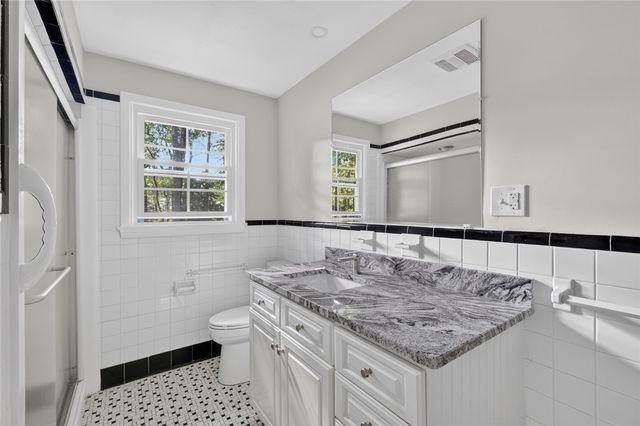 1 Angell Road, Lincoln, RI 02865