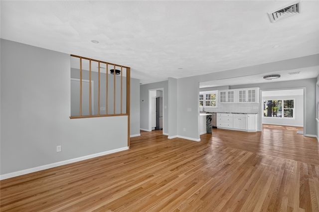1 Angell Road, Lincoln, RI 02865