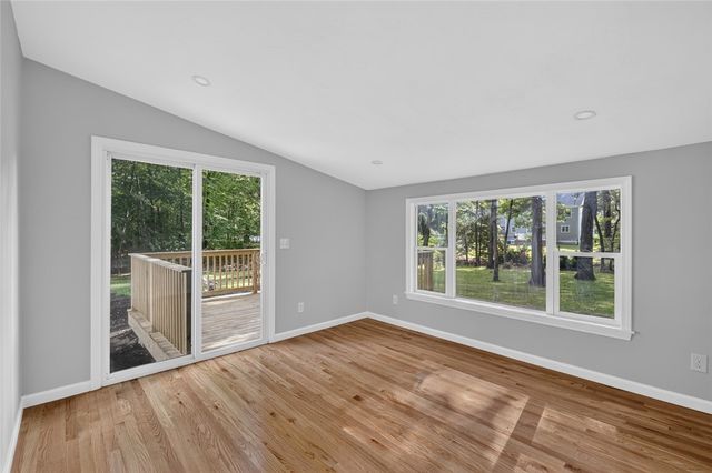 1 Angell Road, Lincoln, RI 02865