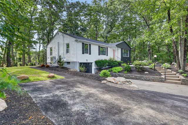 1 Angell Road, Lincoln, RI 02865