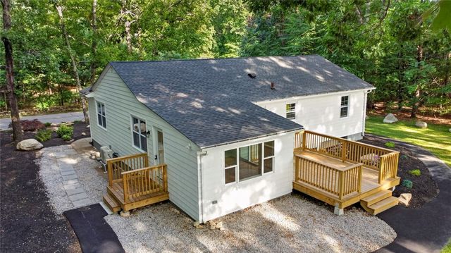 1 Angell Road, Lincoln, RI 02865