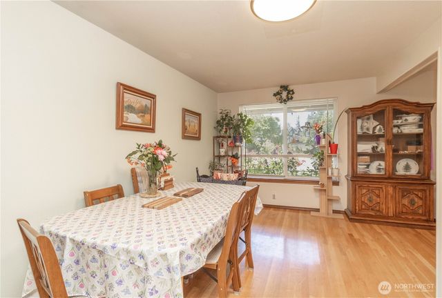 19613 Filbert Drive, Bothell, WA 98012