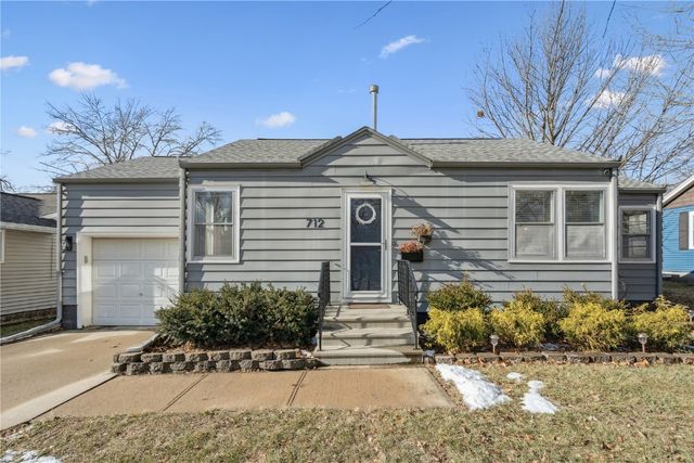 712 9th Avenue, Coralville, IA 52241