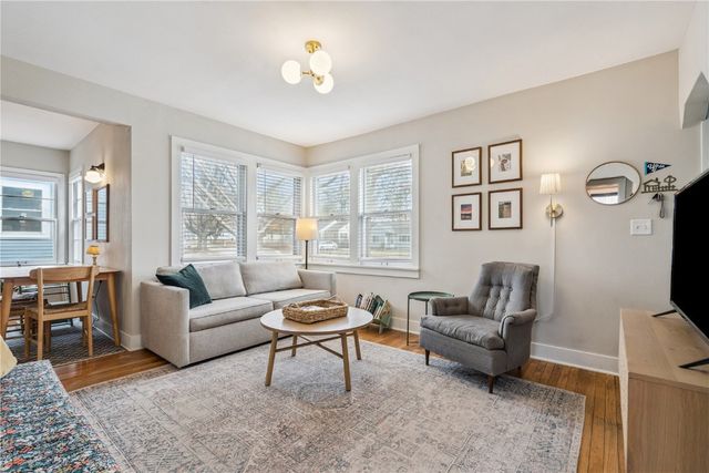 712 9th Avenue, Coralville, IA 52241