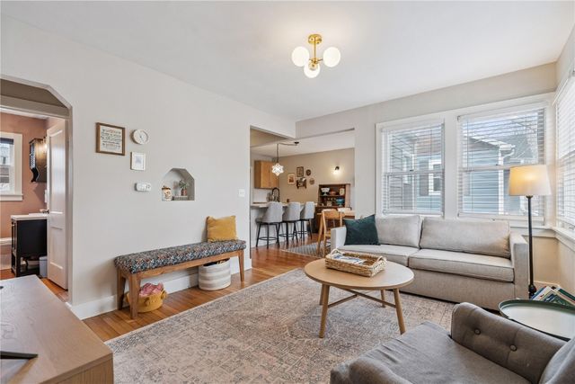 712 9th Avenue, Coralville, IA 52241