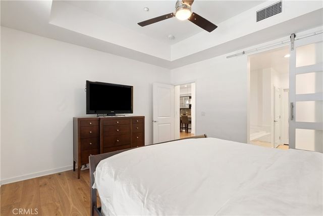 21 Gramercy 102, Irvine, CA 92612