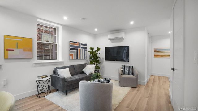 2424 Esplanade Avenue, Bronx, NY 10469