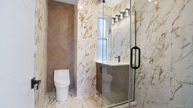 2424 Esplanade Avenue, Bronx, NY 10469