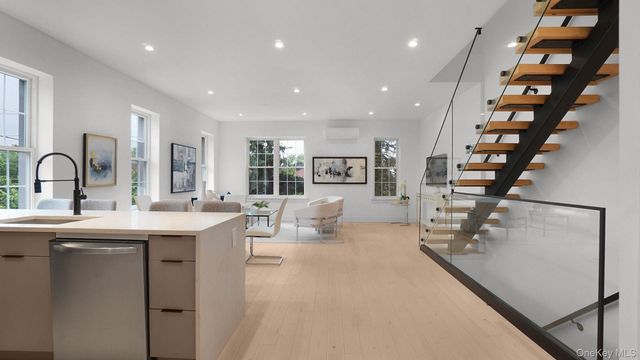 2424 Esplanade Avenue, Bronx, NY 10469