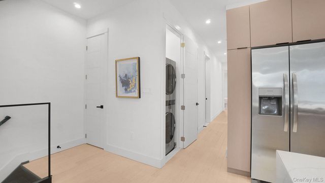 2424 Esplanade Avenue, Bronx, NY 10469