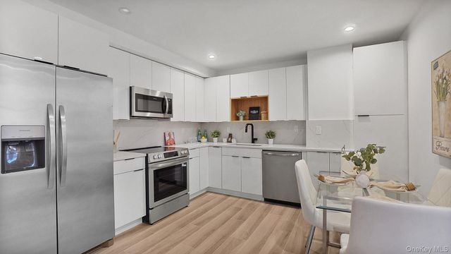 2424 Esplanade Avenue, Bronx, NY 10469
