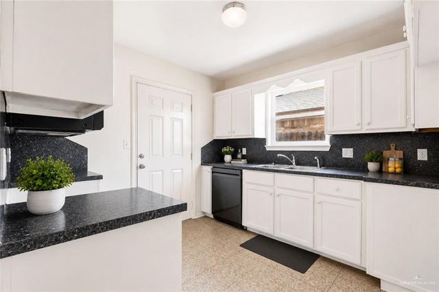 3001 Rutgers Avenue, Mcallen, TX 78504
