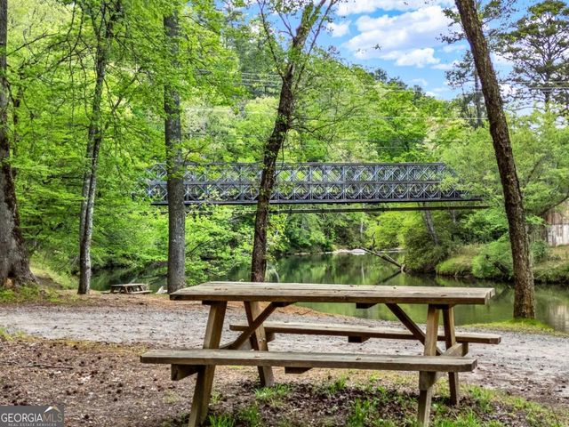 421 Cherokee Court, Ellijay, GA 30540