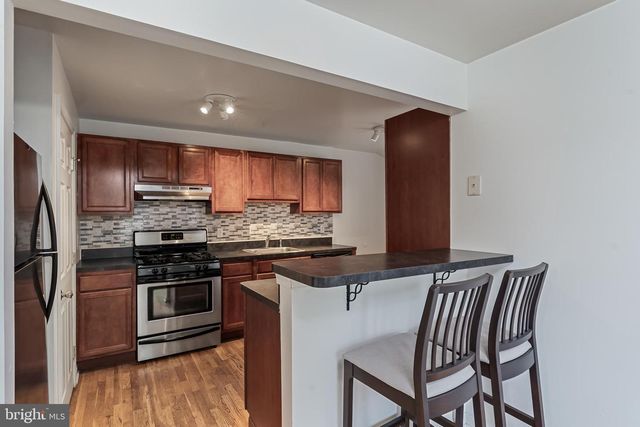1552 COLLINGS RD, Camden, NJ 08104