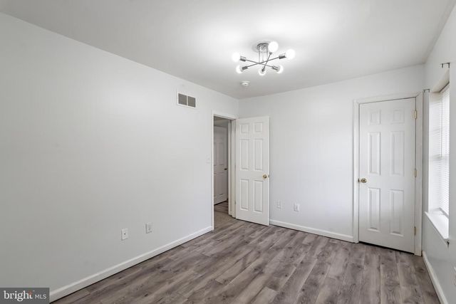 1552 COLLINGS RD, Camden, NJ 08104