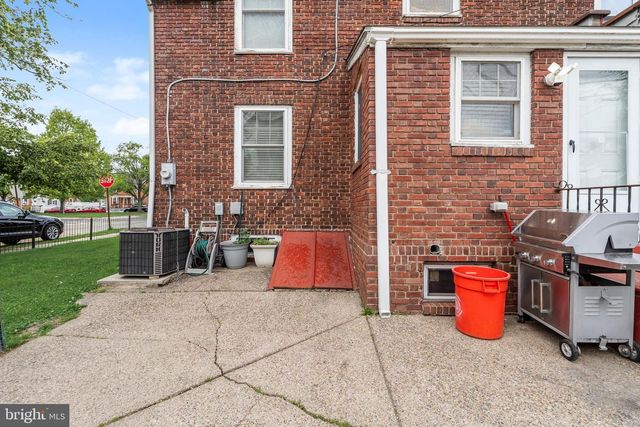1552 COLLINGS RD, Camden, NJ 08104