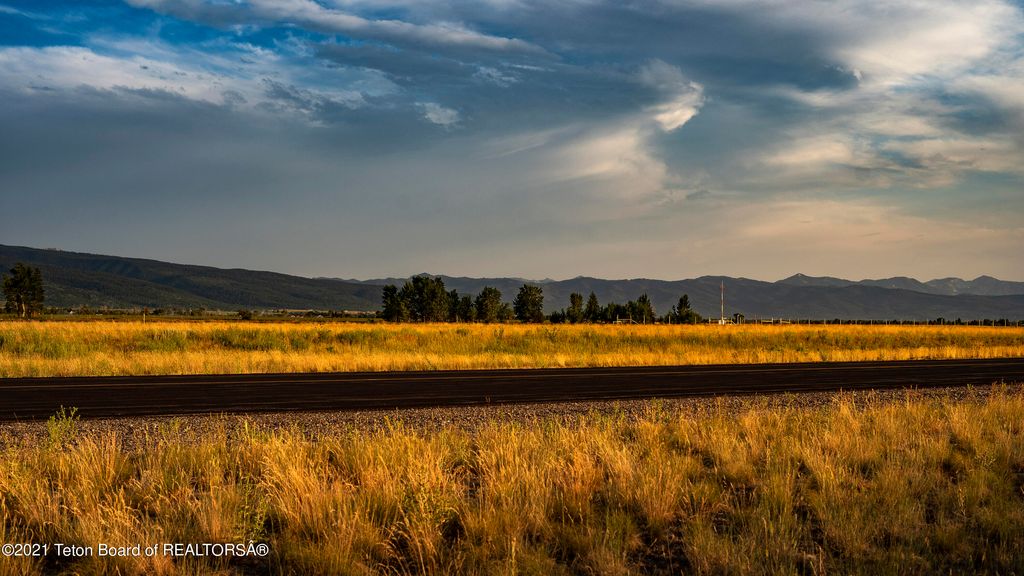 250 E 1750 N, Driggs, ID 83422 photo 5