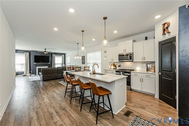 12919 Craftsbury Ct, Midlothian, VA 23112