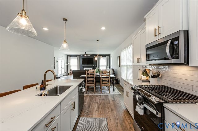 12919 Craftsbury Ct, Midlothian, VA 23112