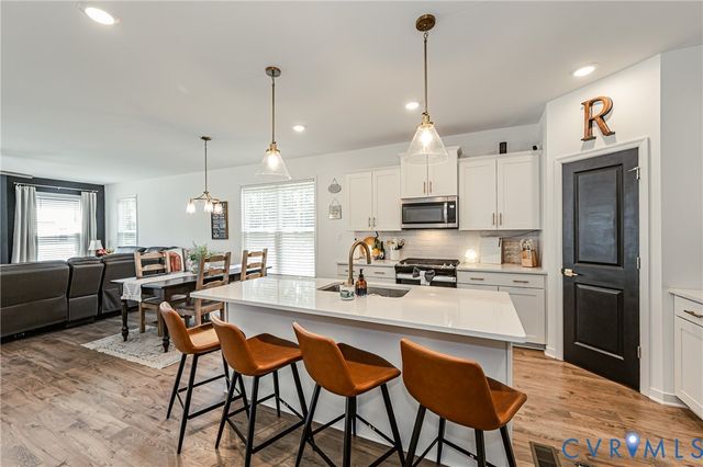 12919 Craftsbury Ct, Midlothian, VA 23112
