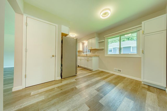 7840 Winsdale Street N, Golden Valley, MN 55427