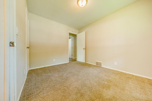 7840 Winsdale Street N, Golden Valley, MN 55427