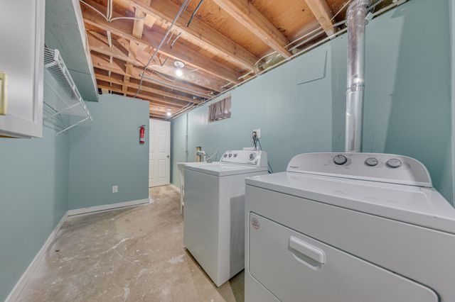 7840 Winsdale Street N, Golden Valley, MN 55427