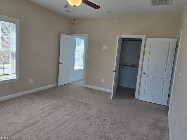 605 Commonwealth DR A, Yorktown, VA 23692