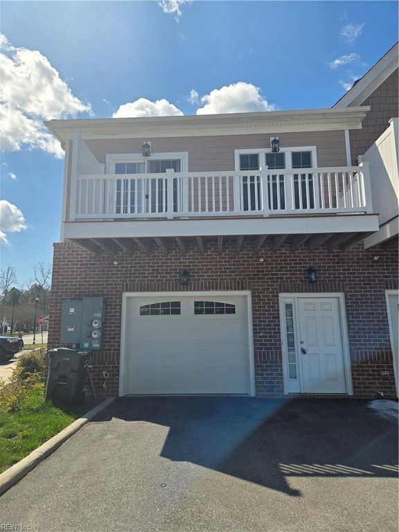 605 Commonwealth DR A, Yorktown, VA 23692