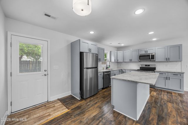 310 Westchester Road, Wilmington, NC 28409