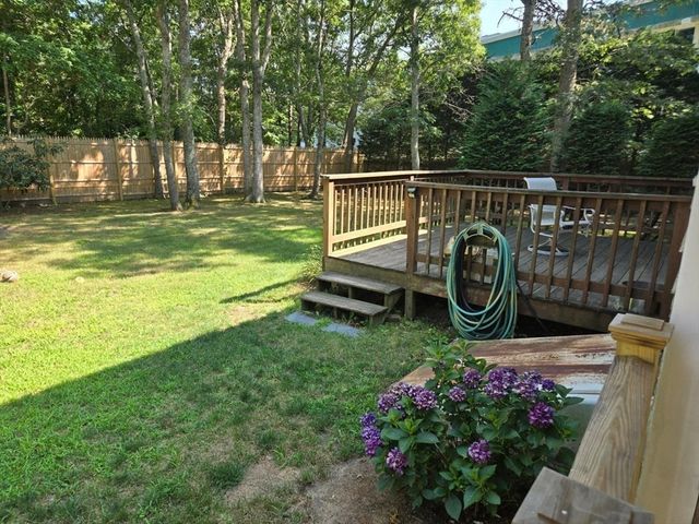 270 Old Strawberry Hill Rd, Barnstable, MA 02601