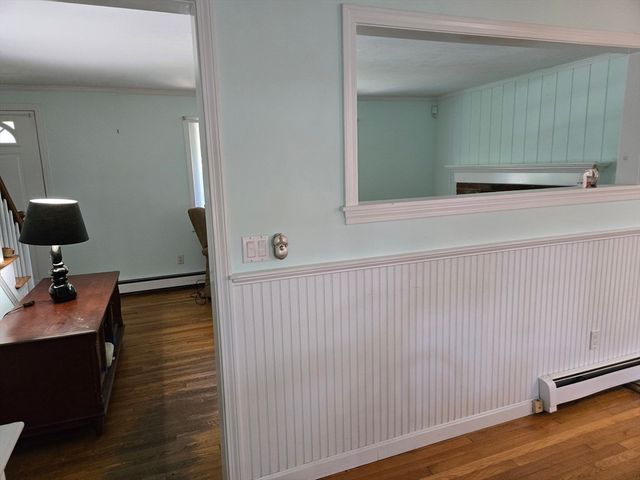 270 Old Strawberry Hill Rd, Barnstable, MA 02601