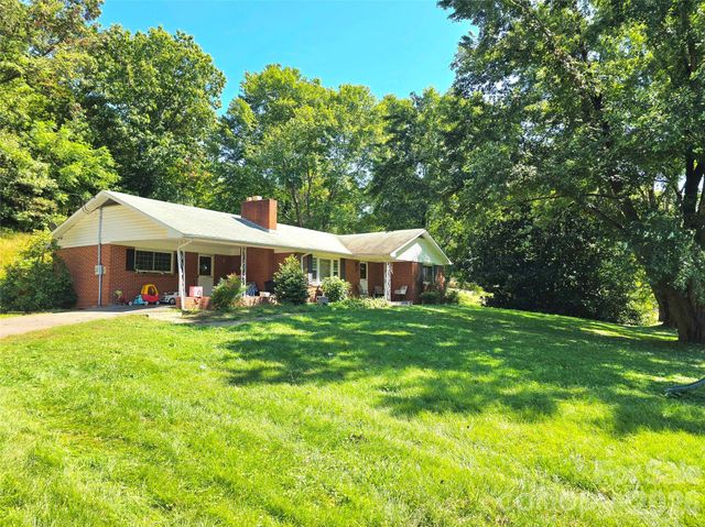 1797 Calvin Edney Road, Mars Hill, NC 28754